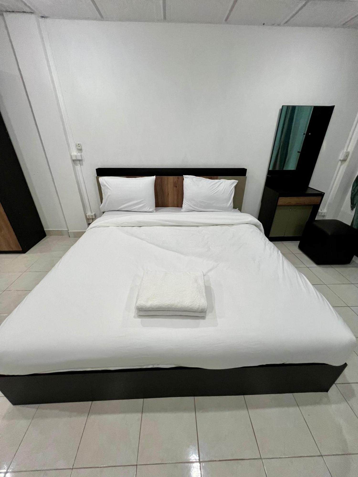 Hotel Charm 3*