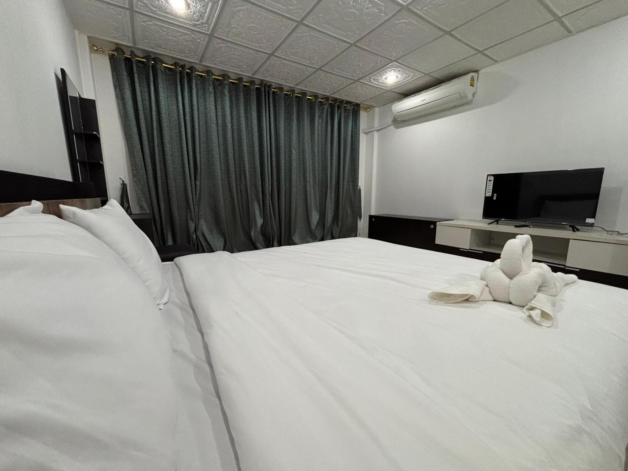 Charm Hotel