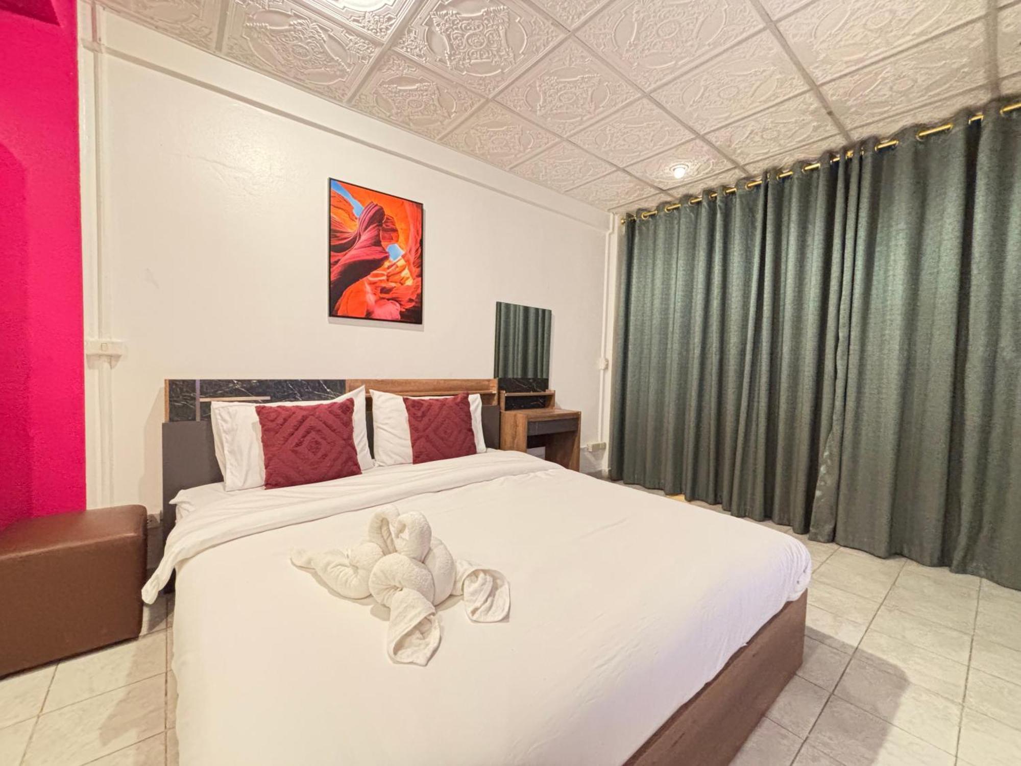 Charm Hotel