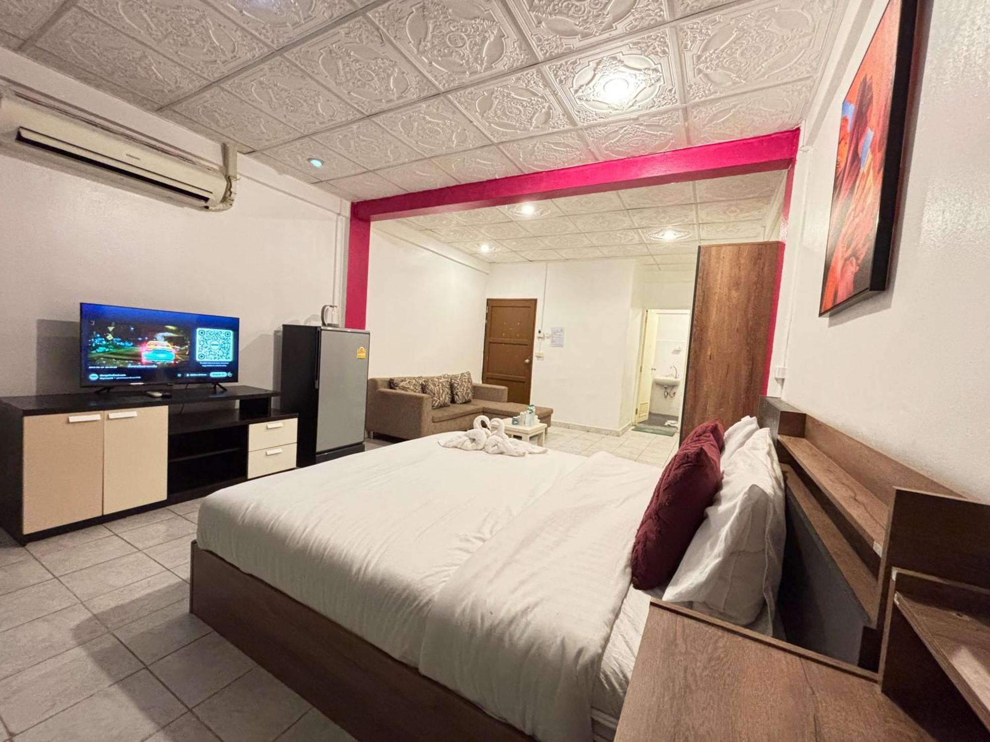 Hotel Charm 3*
