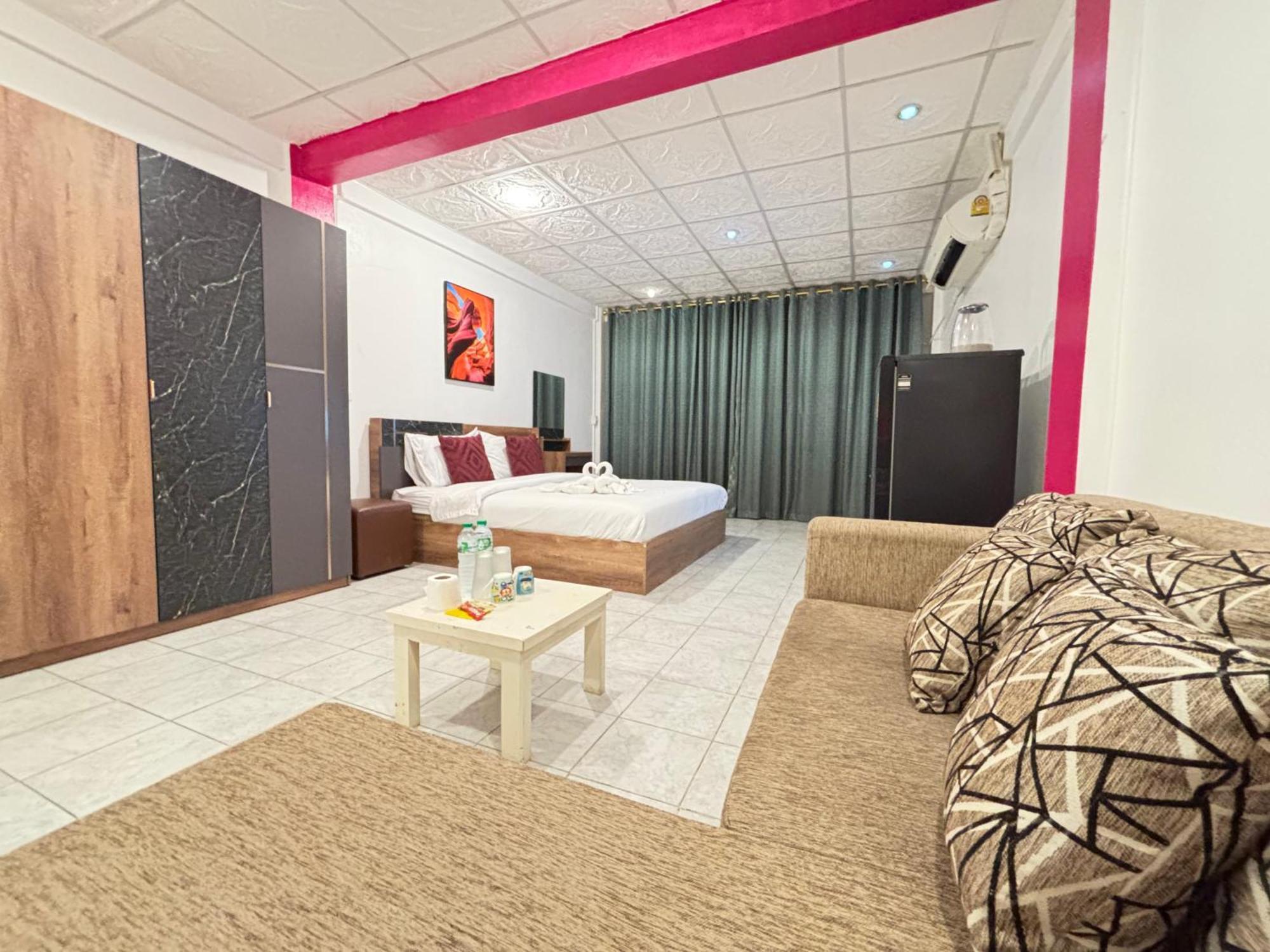 Charm Hotel Pattaya